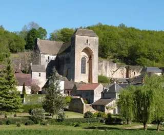 Saint Amand de Coly Saint Léon sur Vézère